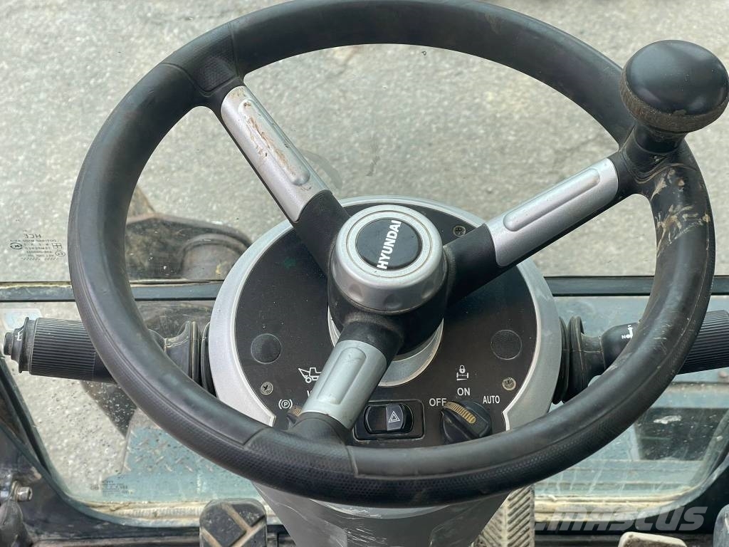 Hyundai HW 210 A Excavadoras de ruedas