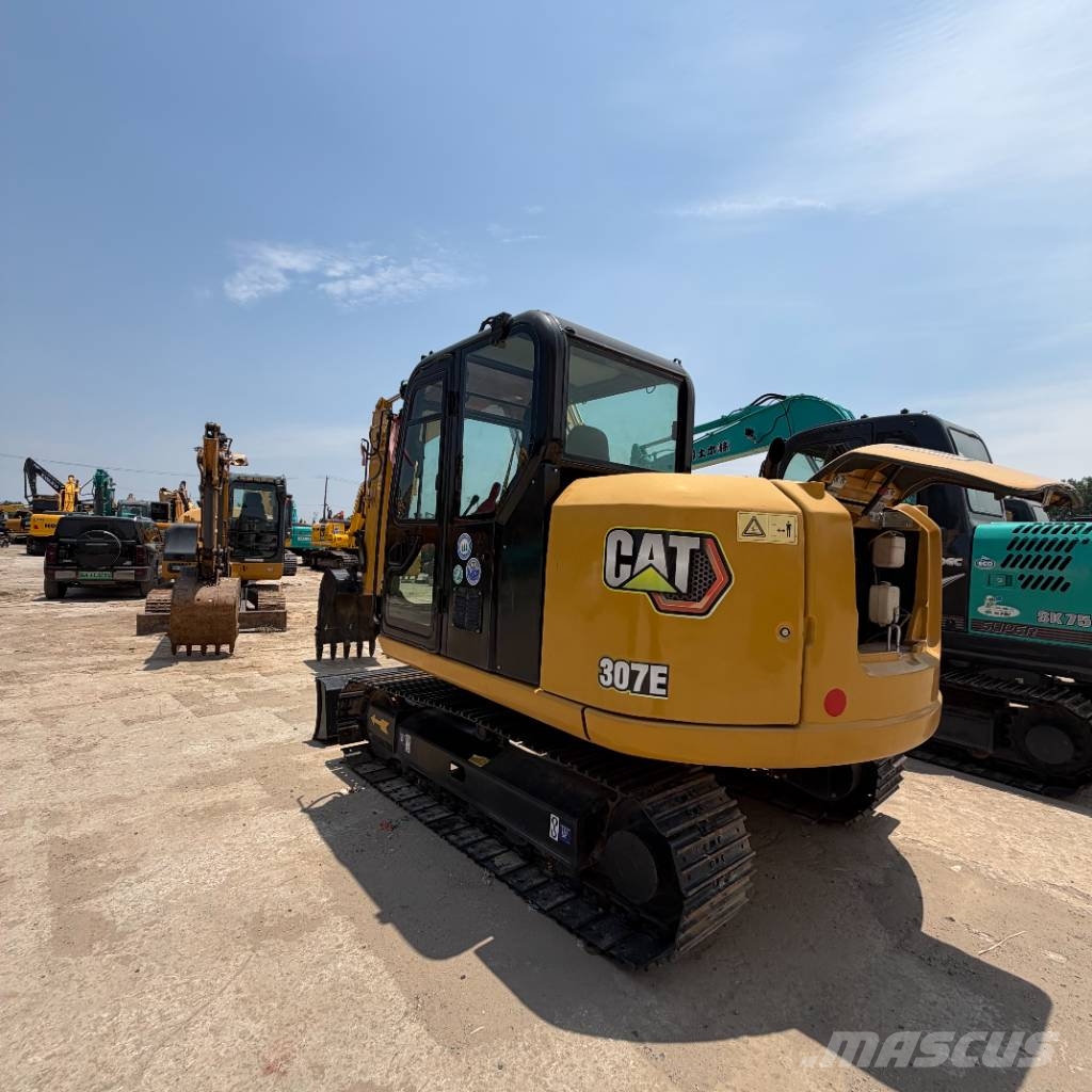 CAT 307e 대형 굴삭기 29톤 이상