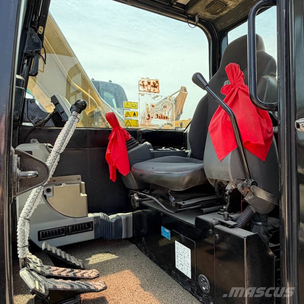 CAT 307e 대형 굴삭기 29톤 이상