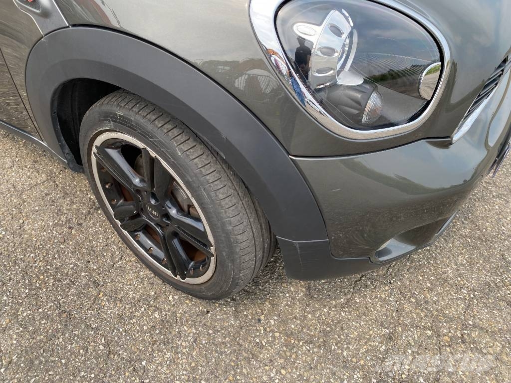 Mini COOPER/S R60 Countryman S All4 Moteur a revoir Carros