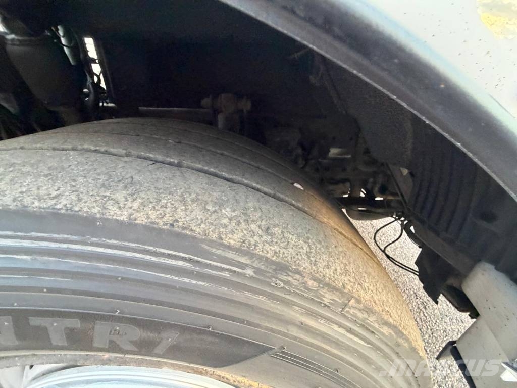 MAN TGX 26.500 6X2 Vetopöytäautot