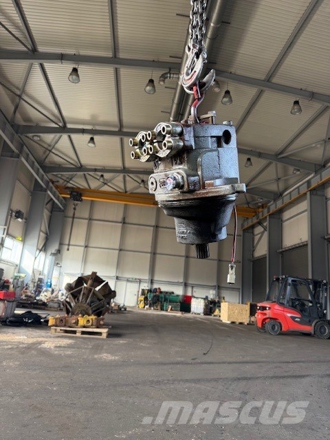 Liebherr R 944 C SWING MOTOR FMF 090 Гідравліка