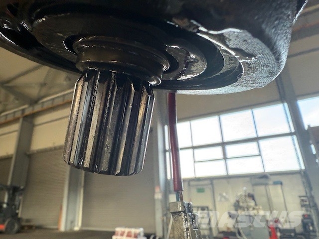 Liebherr R 944 C SWING MOTOR FMF 090 Гідравліка