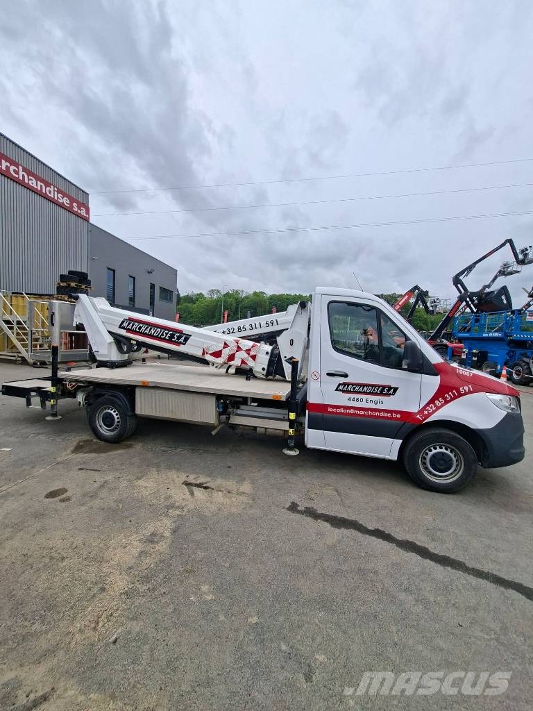 VERSALIFT VTX 240 Autoplošiny