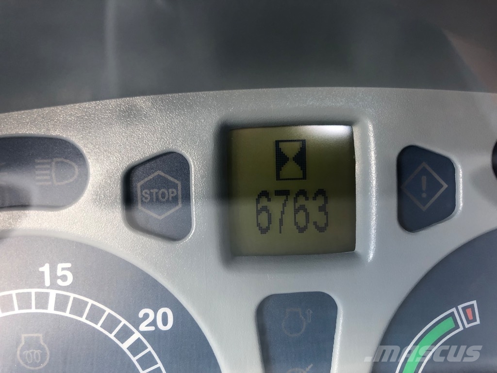 New Holland T 6030 Plus Tractors