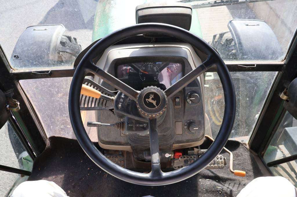 John Deere 5090 M Traktoren