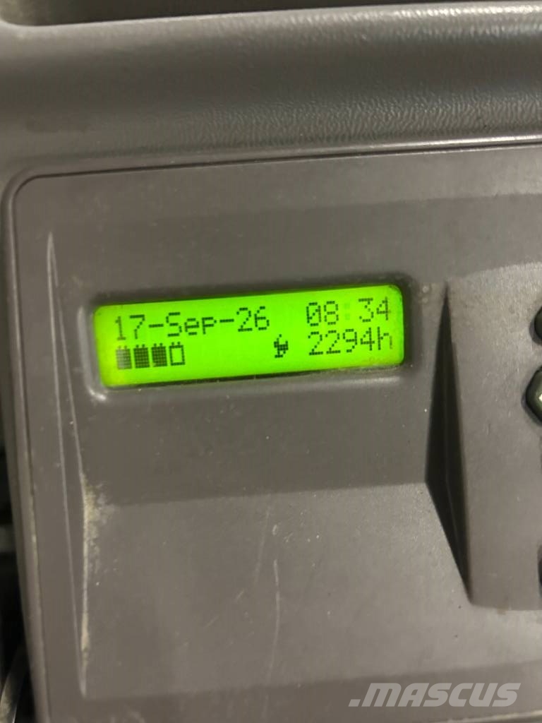 UniCarriers EPM100DTFVI655 معدات الرفع عالي المستوى