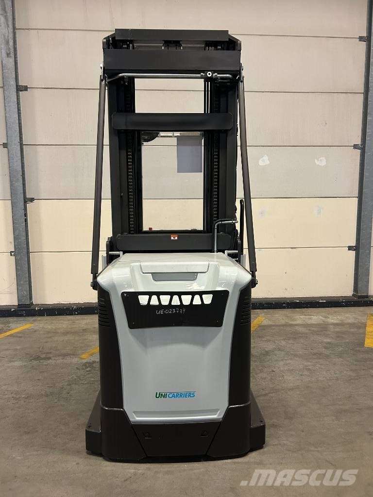 UniCarriers EPM100DTFVI655 معدات الرفع عالي المستوى