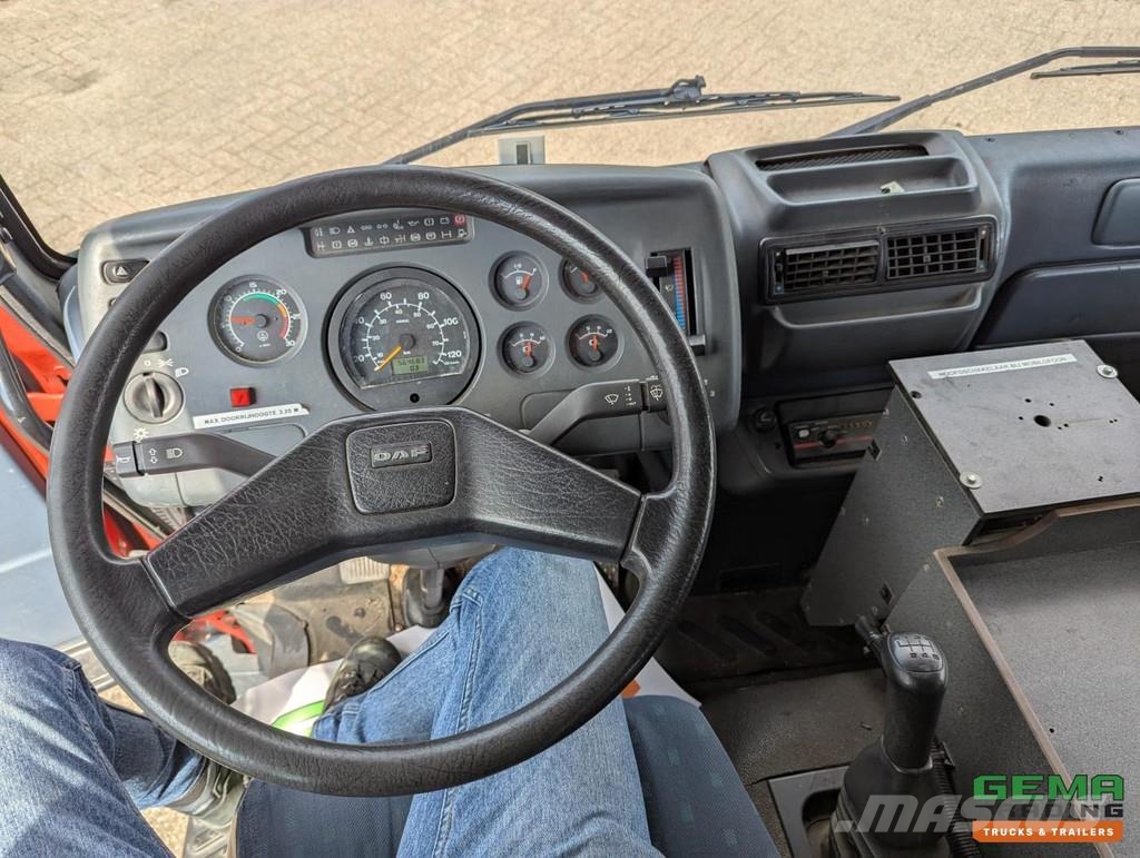 DAF AE45CE 210FF 4x2 Euro2 Ziegler TS08 LD2.800 HD265 Hasičské vozy