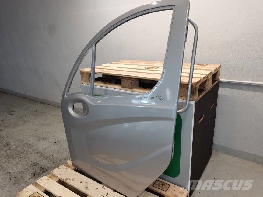 Manitou MLT 737 door Cabine en interieur