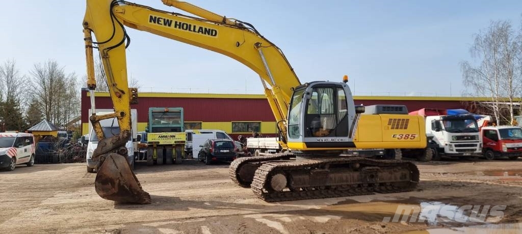 New Holland E 385 Raupenbagger