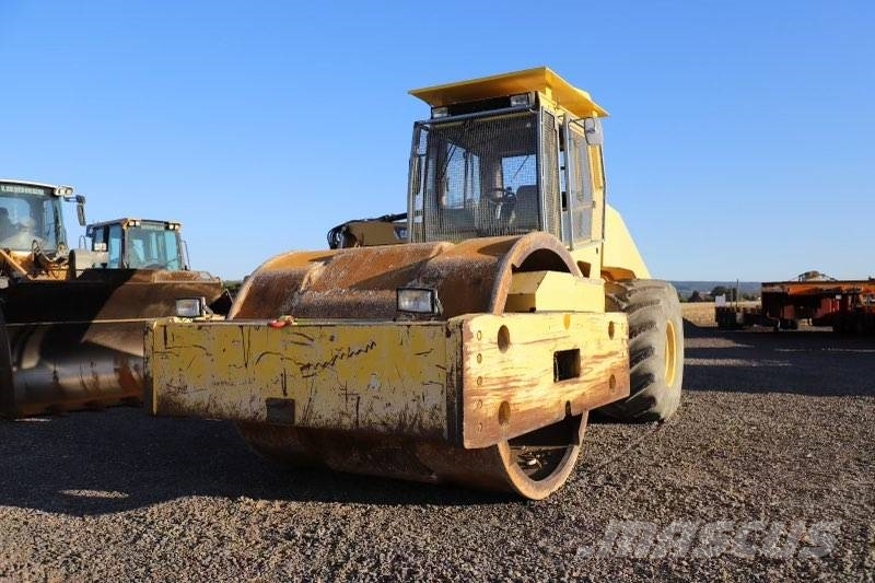 Bomag BW 225 D-3 Twin drum rollers