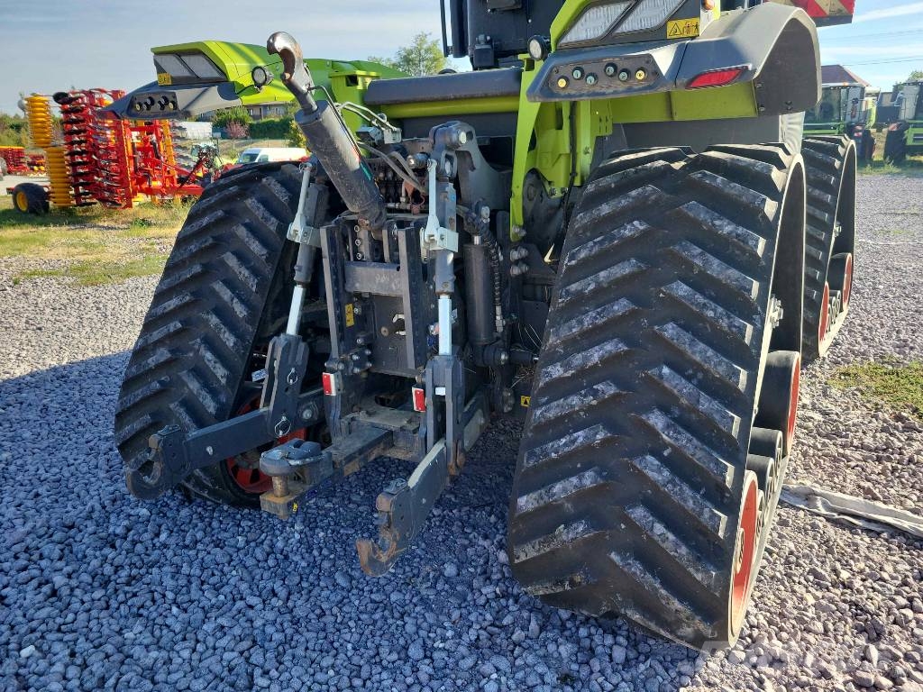 CLAAS Xerion 5000 Trac TS Трактори