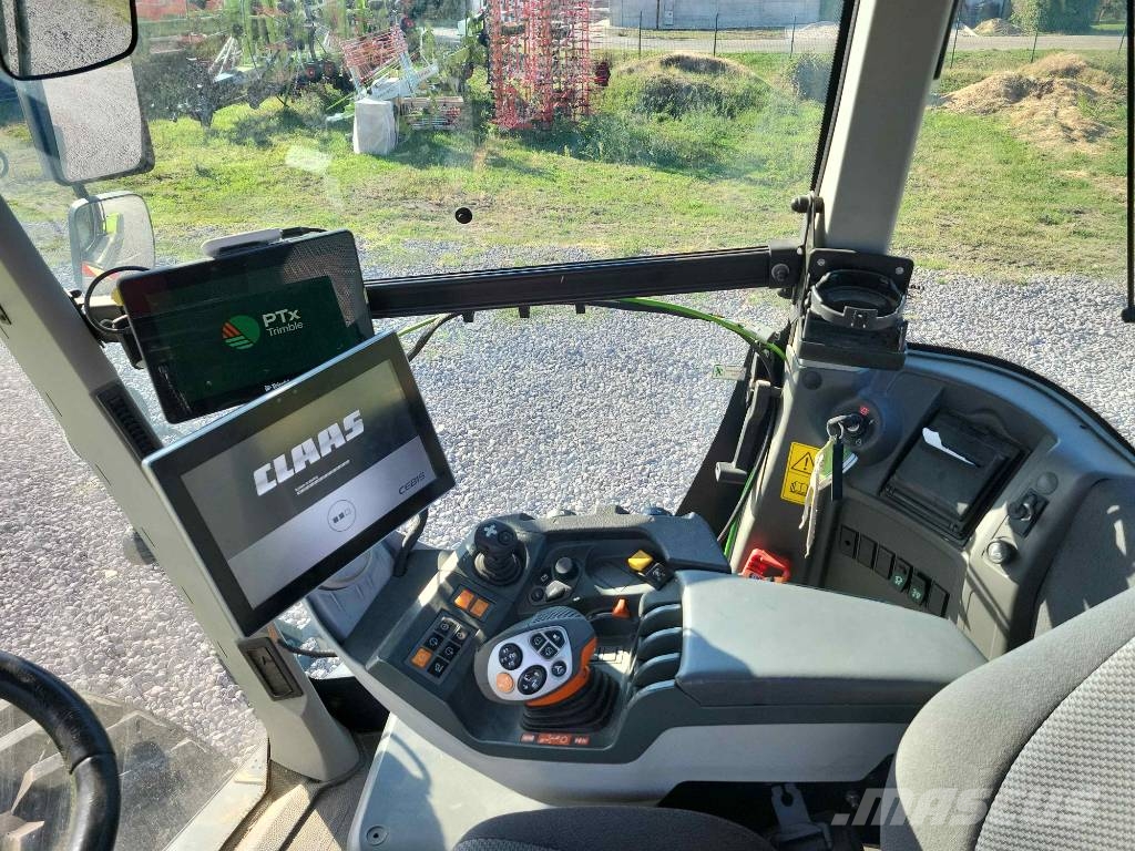 CLAAS Xerion 5000 Trac TS Трактори