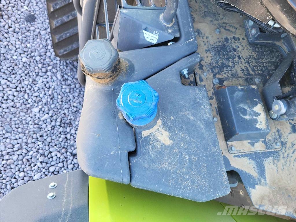 CLAAS Xerion 5000 Trac TS Трактори