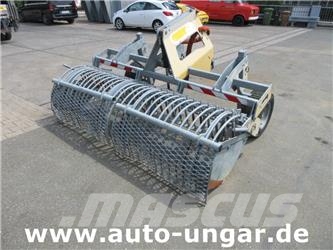 Beachtech Legiret Geomonier Beach Tech Strandreini Maquinaria para limpieza de playas