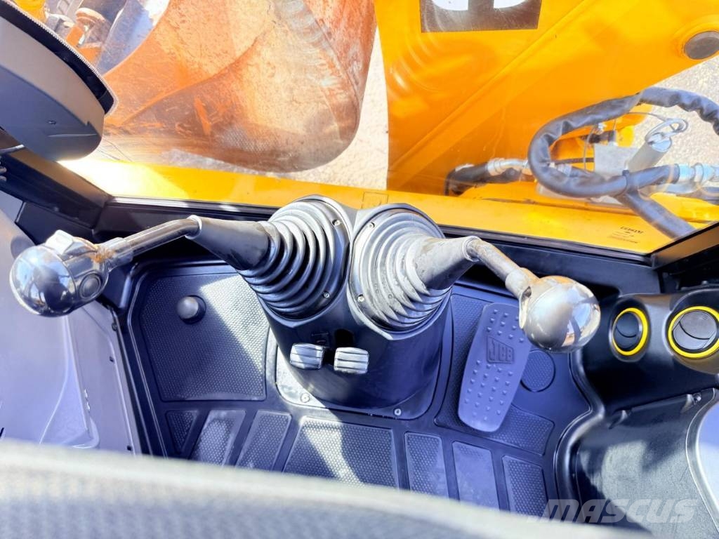 JCB 3 CX SM Plus Rýpadlo-nakladače