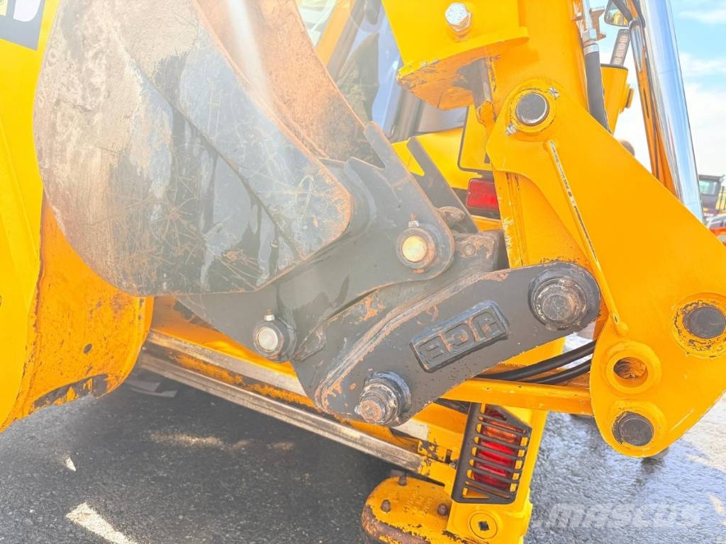 JCB 3 CX SM Plus Rýpadlo-nakladače