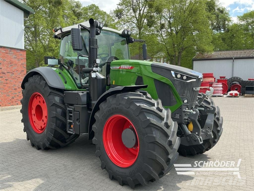 Fendt 942 VARIO GEN7 PROFI PLUS Traktoren