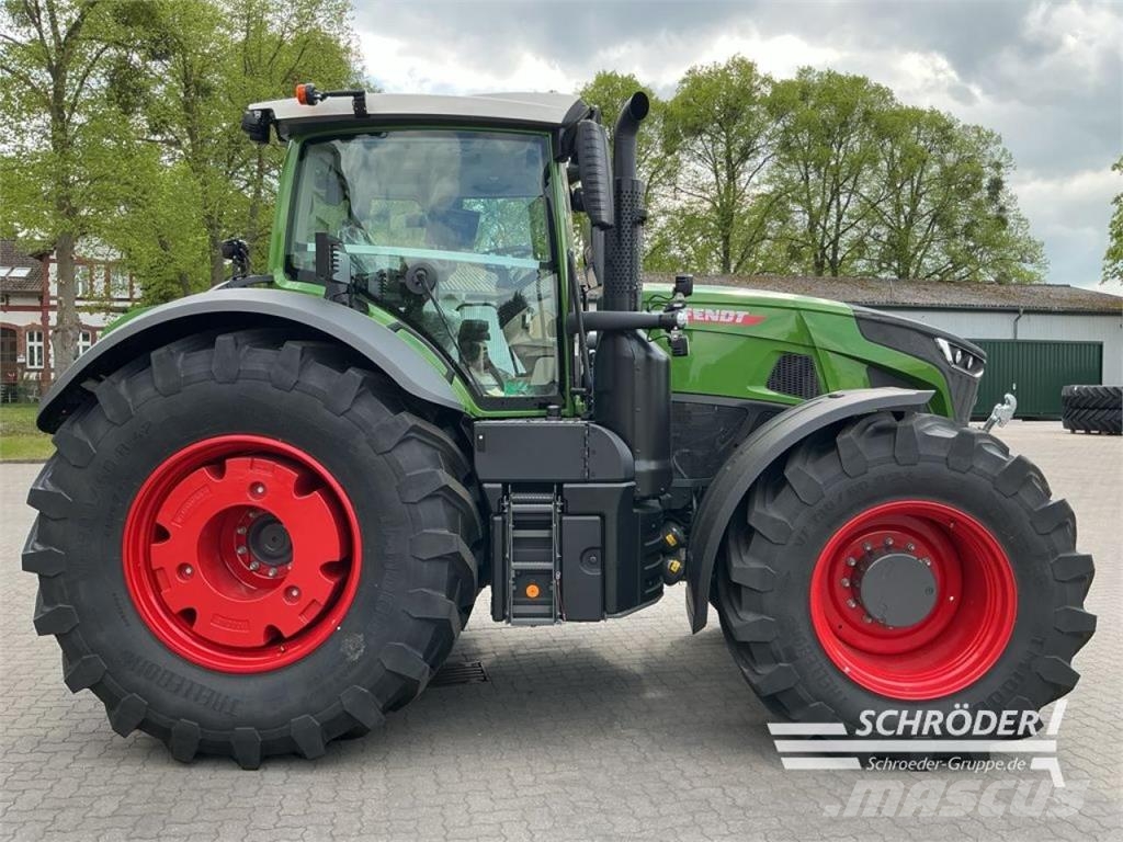Fendt 942 VARIO GEN7 PROFI PLUS Traktoren