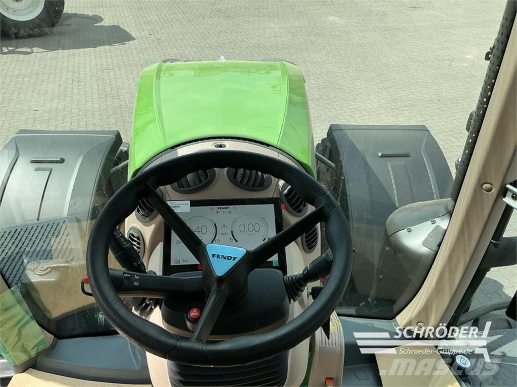 Fendt 942 VARIO GEN7 PROFI PLUS Traktoren