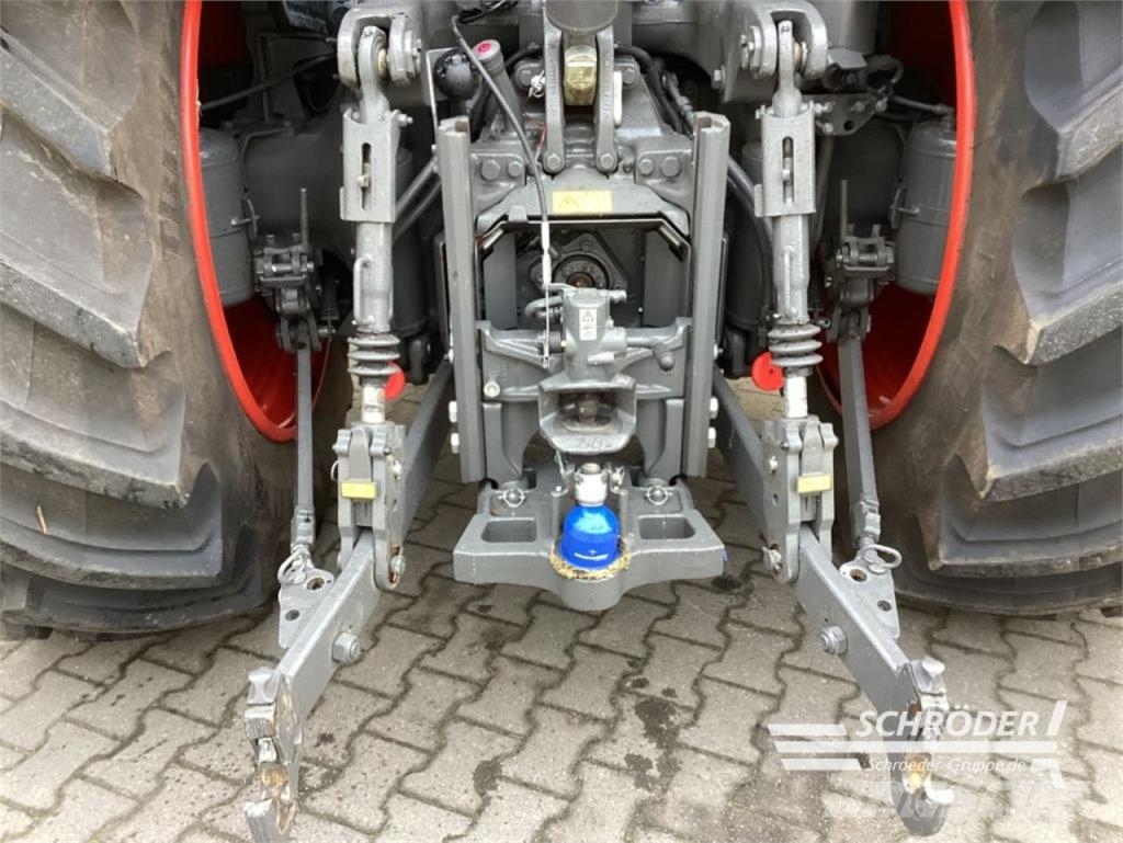 Fendt 724 VARIO GEN6 PROFI PLUS Traktoren