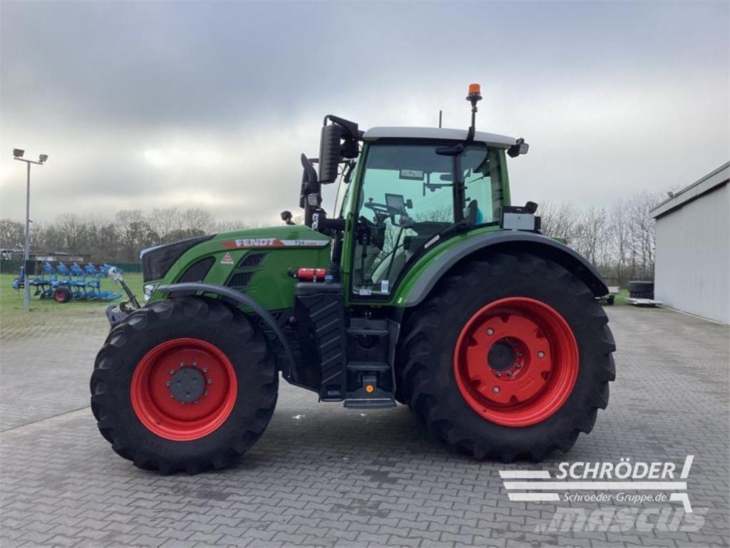 Fendt 724 VARIO GEN6 PROFI PLUS Traktoren