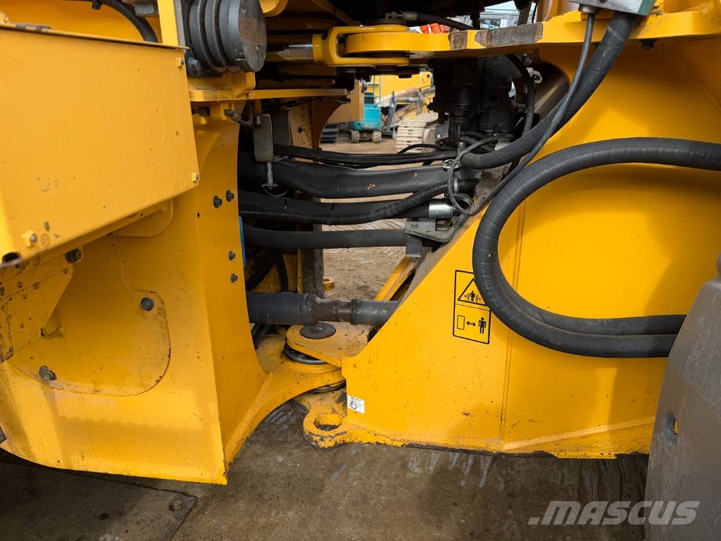 Volvo L 120 H Kolesové nakladače