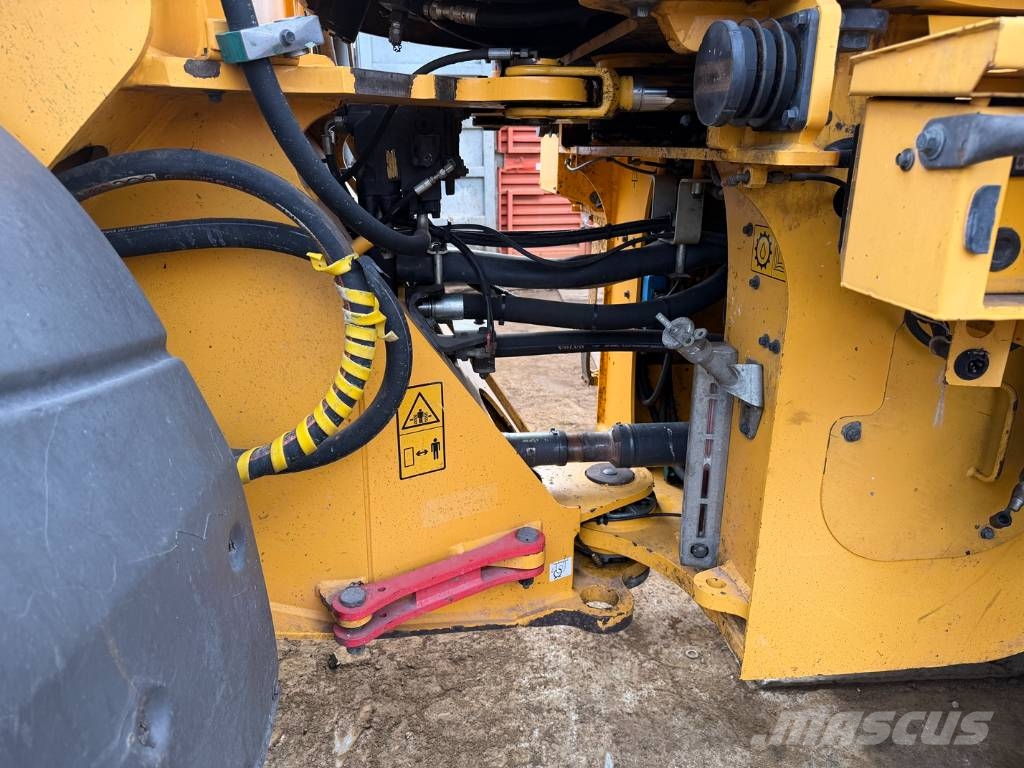 Volvo L 120 H Kolesové nakladače