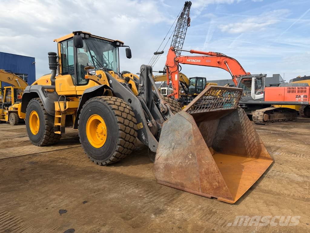 Volvo L 120 H Kolesové nakladače