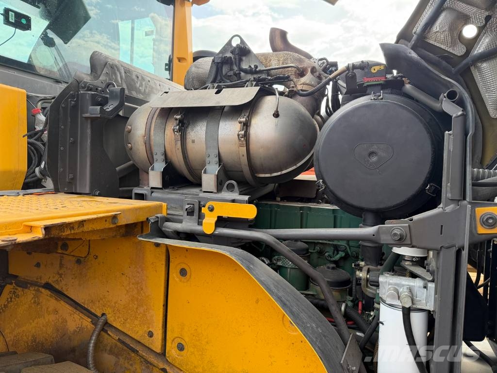 Volvo L 120 H Kolesové nakladače