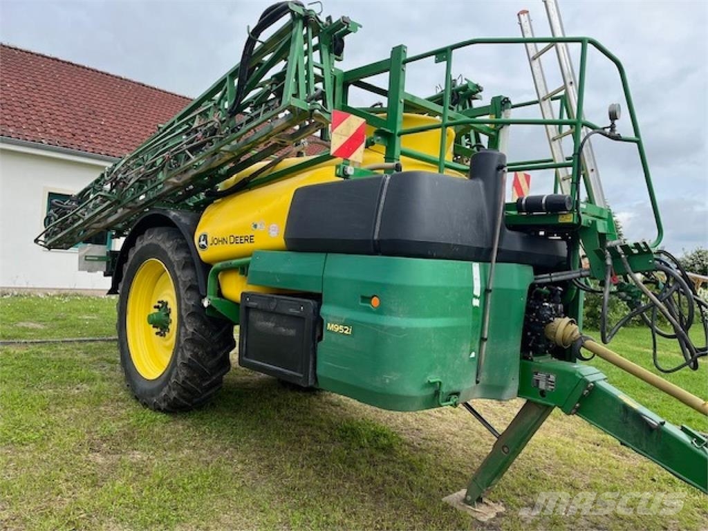John Deere M952I Vlečne škropilnice