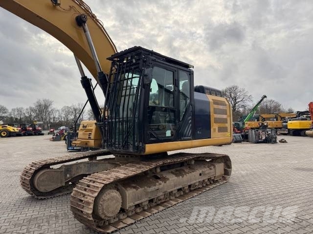 CAT 326 F LN 履带挖掘机