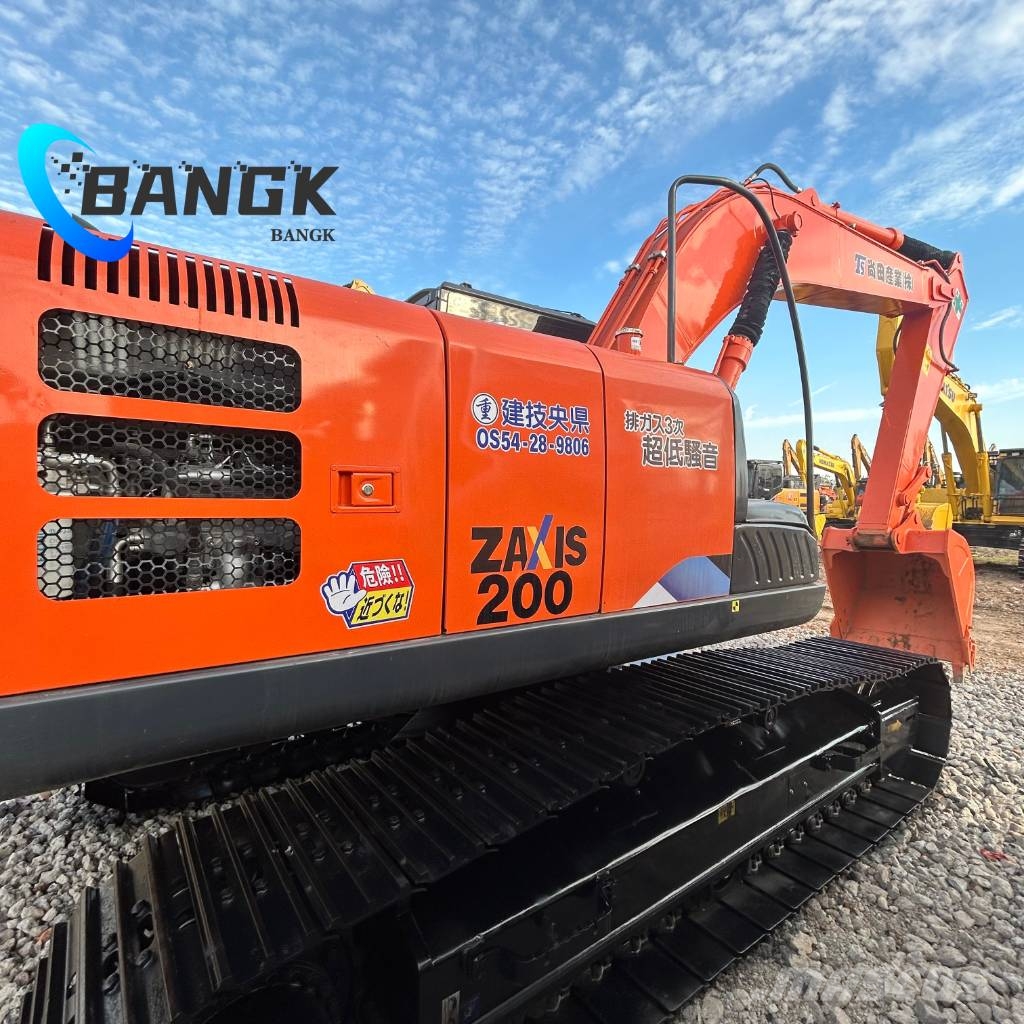 Hitachi ZX 200, 2022, China - Used crawler excavators - Mascus