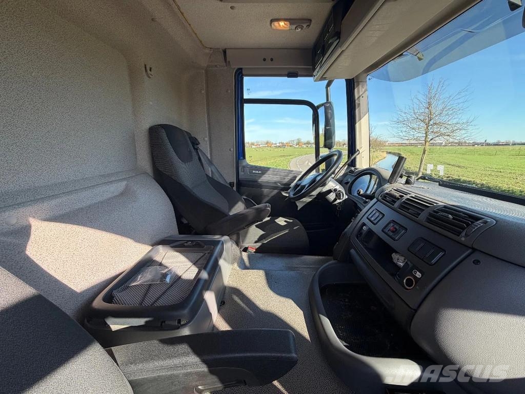 DAF CF 250 CF250.19 EURO6. Chassic cabine Châssis cabine