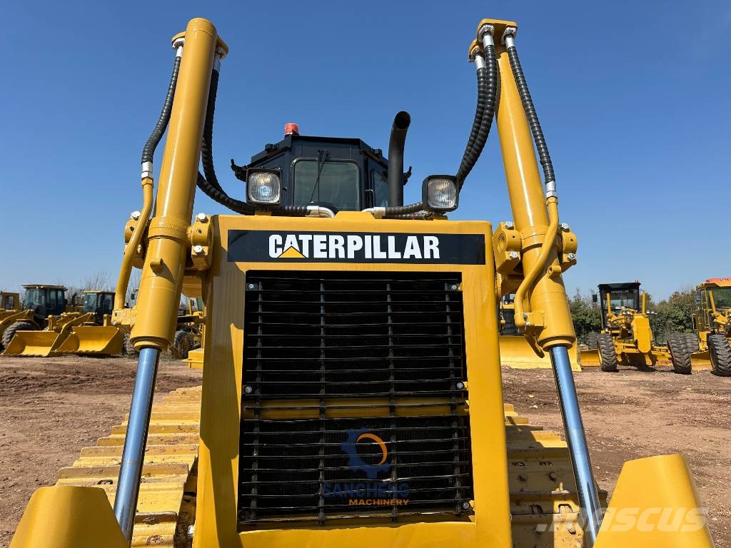 CAT D6G بلدوزرات مجنزرة
