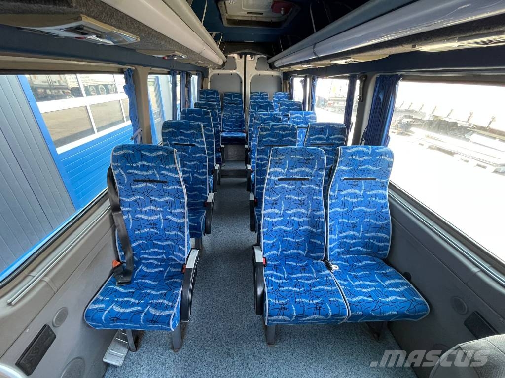Volkswagen Crafter 2.5 TDI 100 kW Euro 4 / 17 Sitzplätze / Kl Mini-bus
