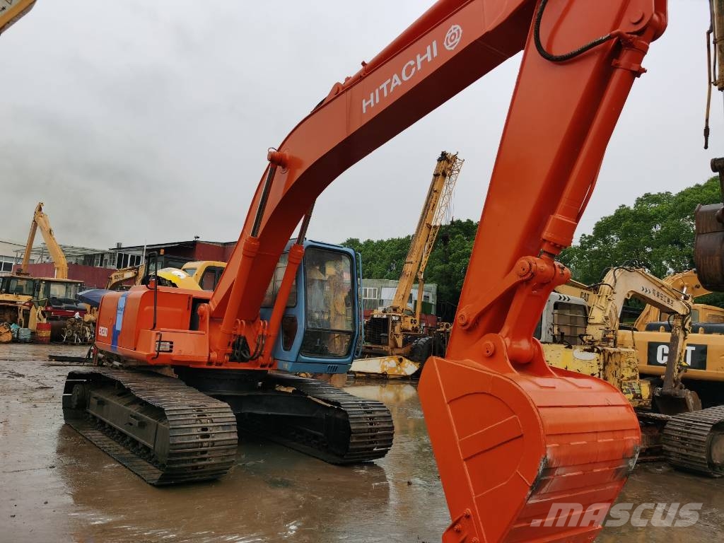Hitachi EX 200-3 حفارات زحافة