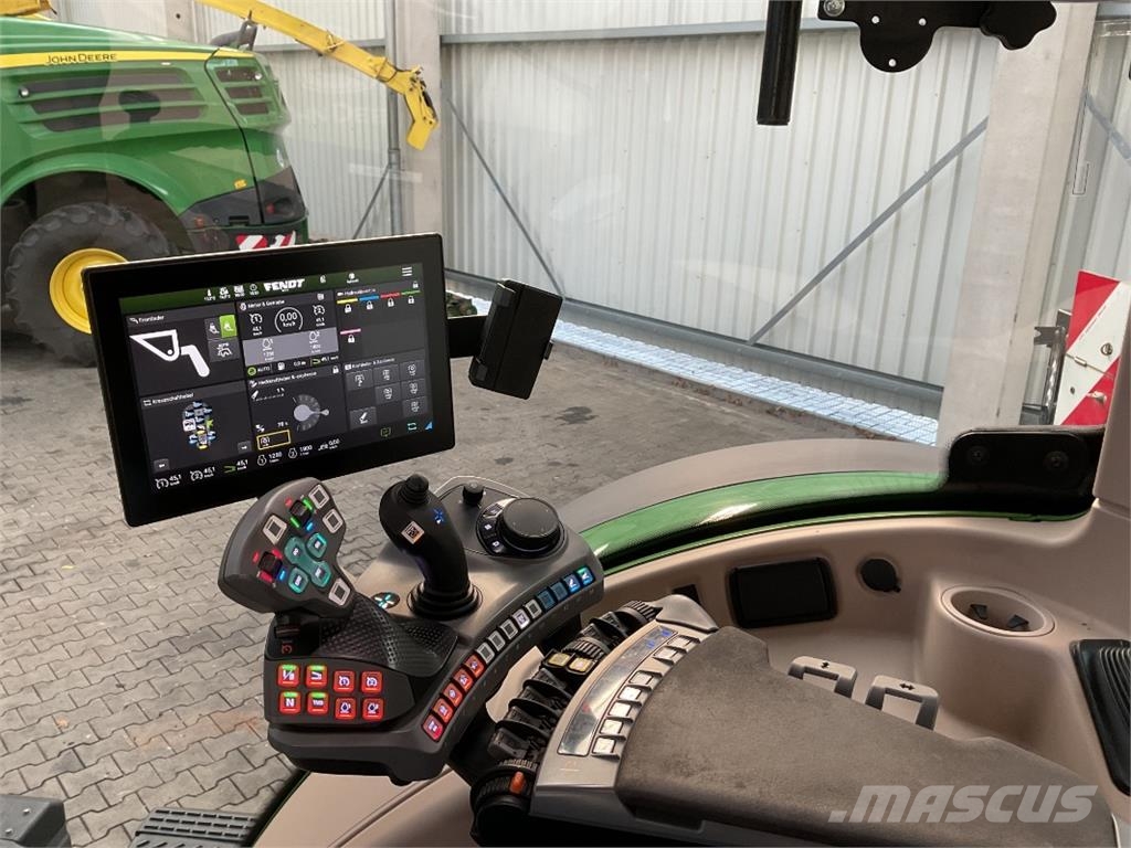 Fendt 720 Vario Traktori
