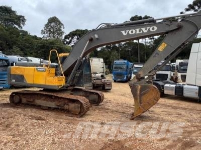 Volvo ESCAVADEIRA EC200D Bageri guseničari