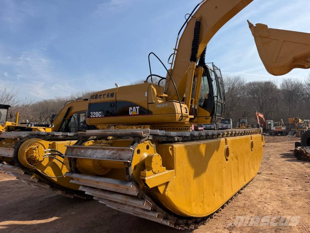 CAT 320C Amfibijski bagri