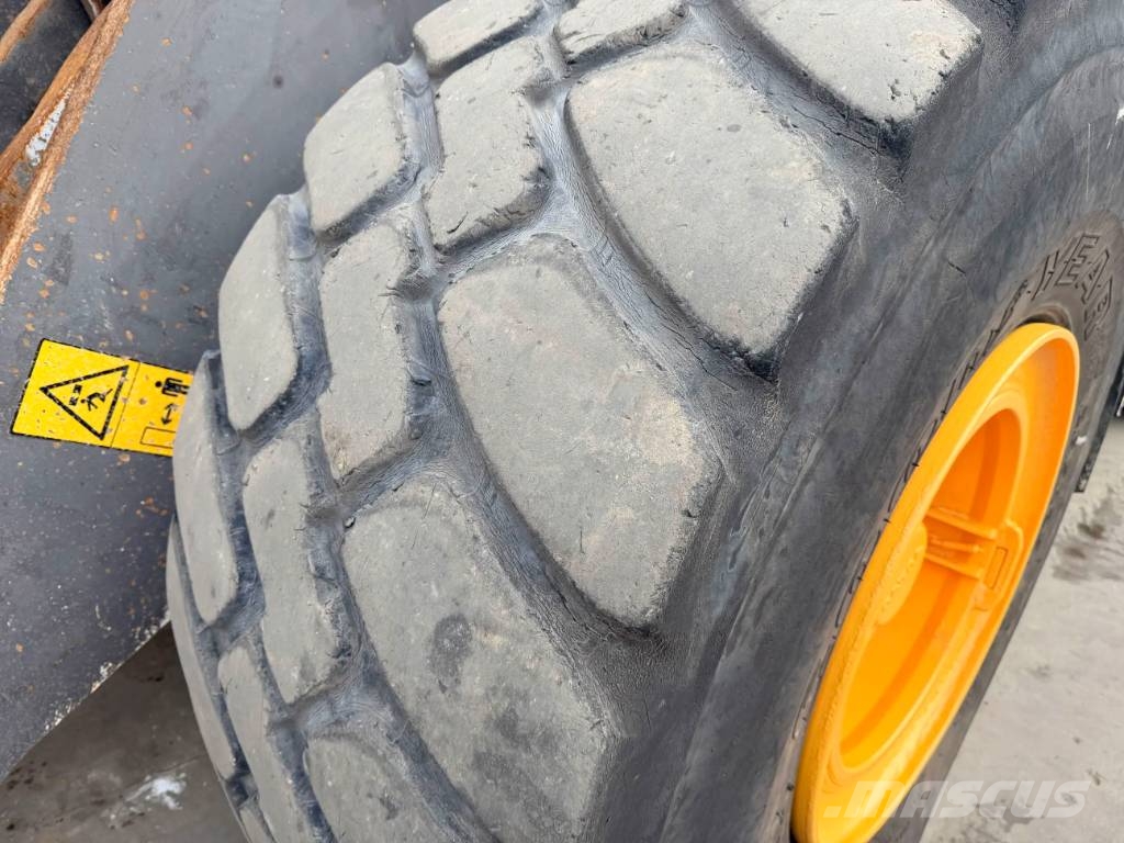 Volvo L180G Iekrāvēji uz riteņiem