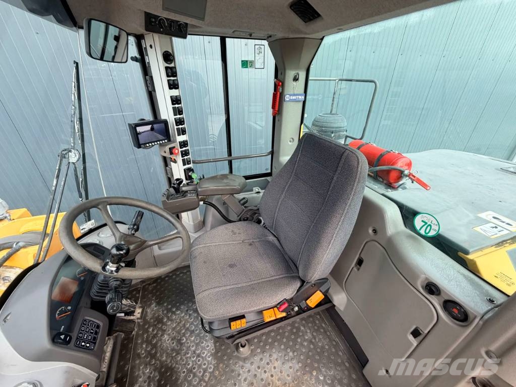 Volvo L180G Iekrāvēji uz riteņiem