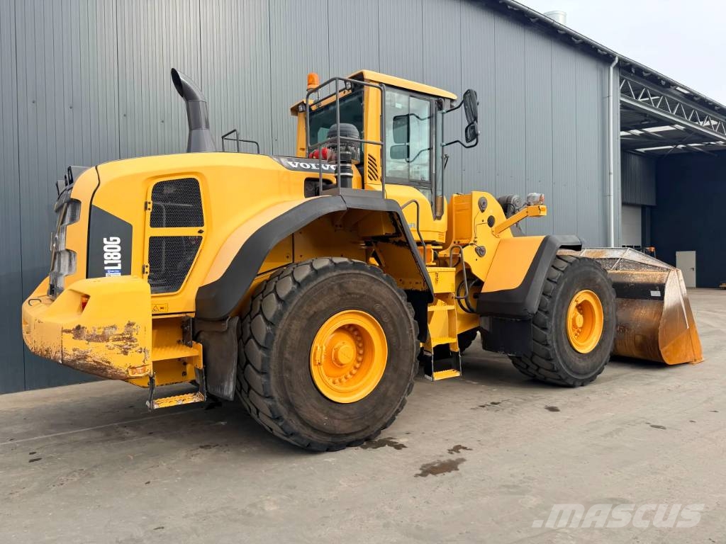 Volvo L180G Iekrāvēji uz riteņiem