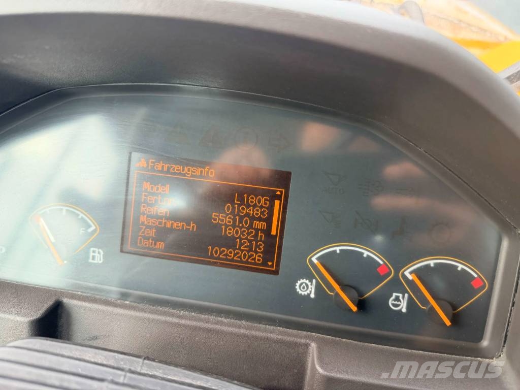 Volvo L180G Iekrāvēji uz riteņiem