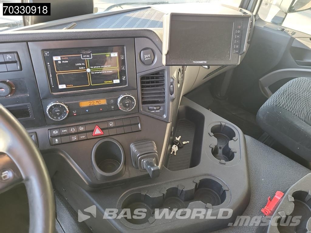 Mercedes-Benz Antos 1827 Antos 4X2 18tonner 2000kg Ladebordwand Camiones caja cerrada