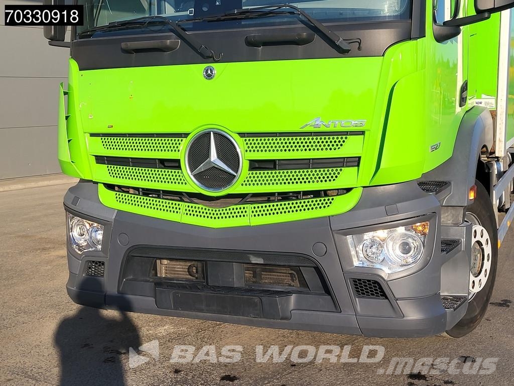 Mercedes-Benz Antos 1827 Antos 4X2 18tonner 2000kg Ladebordwand Camiones caja cerrada