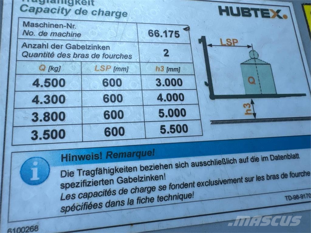 Hubtex DQ45 G //LPG//Triple//Only 1116 hours ! Like new شاحنة المناولة رباعية الاتجاهات