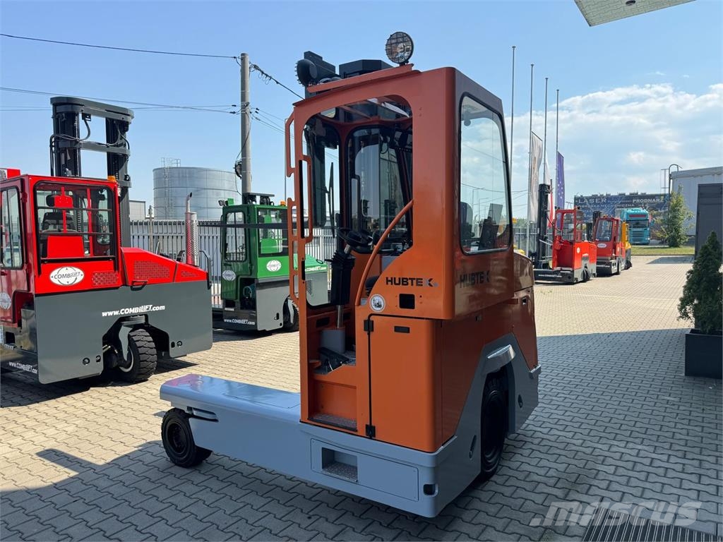 Hubtex DQ45 G //LPG//Triple//Only 1116 hours ! Like new شاحنة المناولة رباعية الاتجاهات