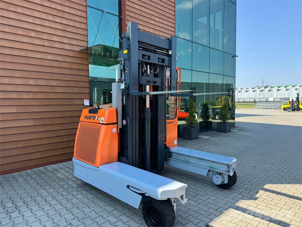 Hubtex DQ45 G //LPG//Triple//Only 1116 hours ! Like new شاحنة المناولة رباعية الاتجاهات